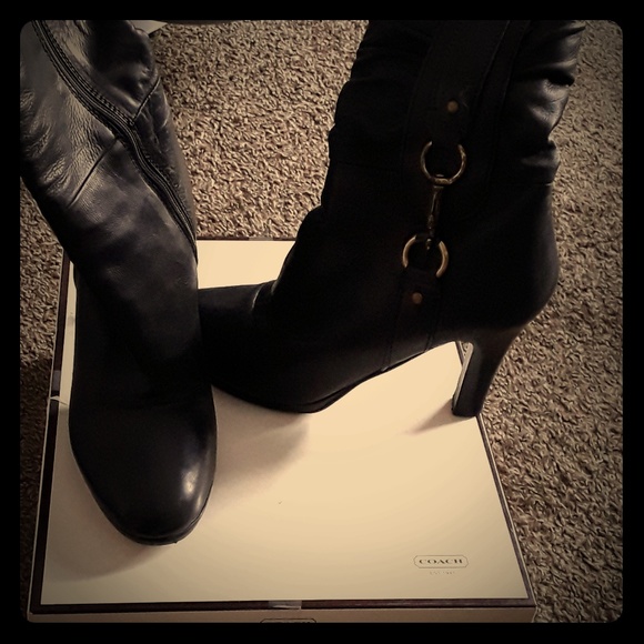 Boots - Picture 1 of 4